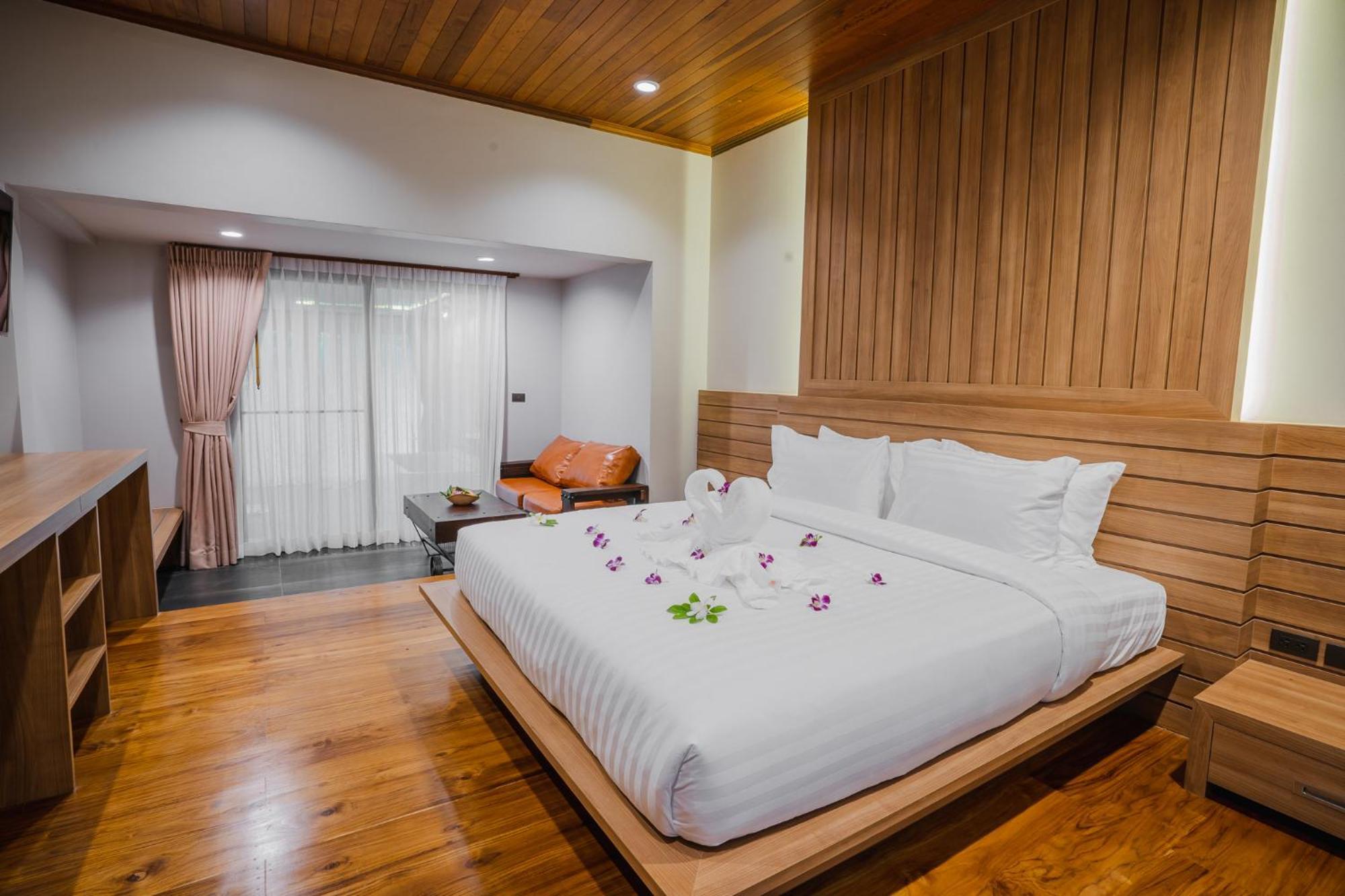 Suite-Villa mit eigenem Pool